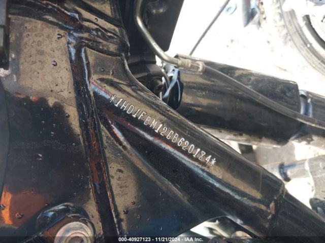 2016 HARLEY-DAVIDSON FLHR 1HD1FBM12GB620184 Photo 9