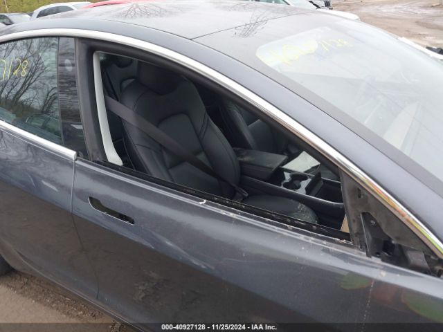 5YJ3E1EB5JF121320 Tesla Model 3 Long Range/performance