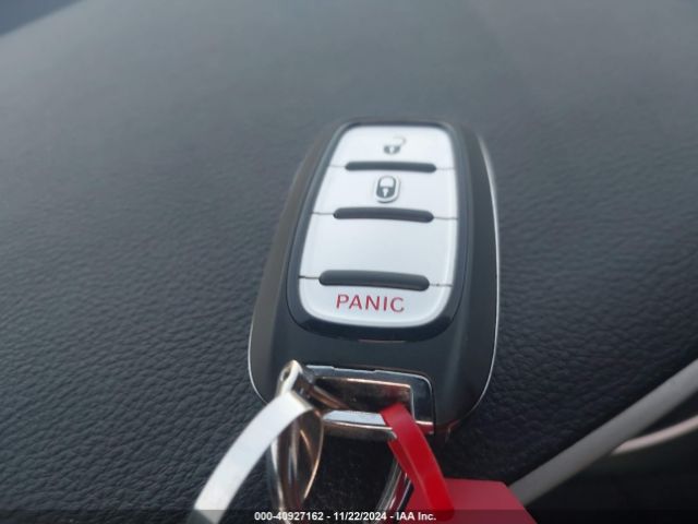 2C4RC1FG8MR559610 Chrysler Pacifica Touring