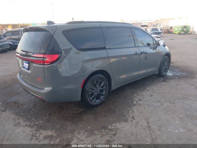 2C4RC1FG8MR559610 Chrysler Pacifica Touring