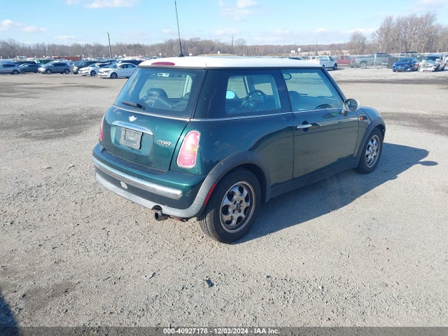 2004 MINI COOPER WMWRC33424TC50892 Photo 3