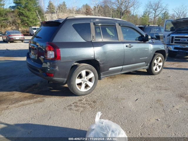 1C4NJDEB2FD232301 Jeep Compass Latitude