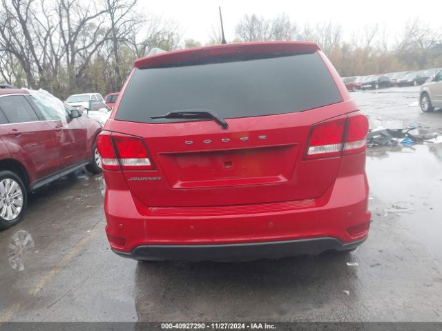 3C4PDCBB8KT738492 Dodge JOURNEY SE