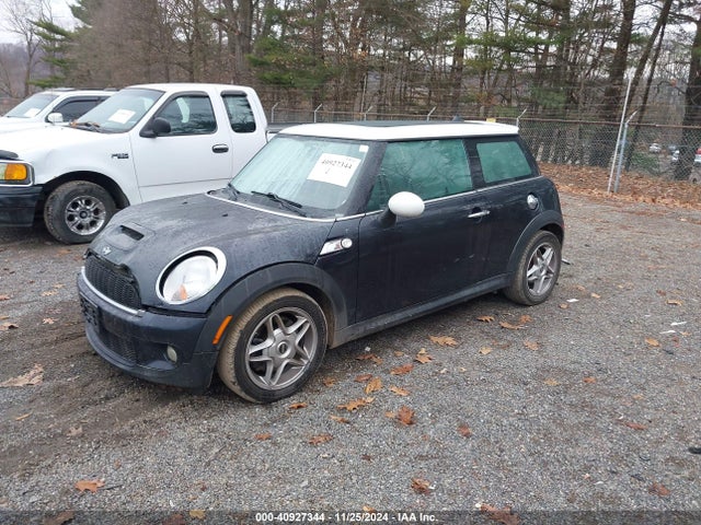 2008 MINI COOPER S WMWMF73568TT90917 Photo 1