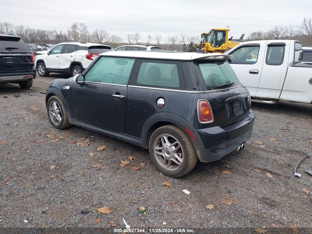 2008 MINI COOPER S WMWMF73568TT90917 Photo 2