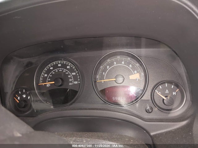 Jeep Compass 75th Anniversary 2016 1C4NJCBB8GD703397 Image 15