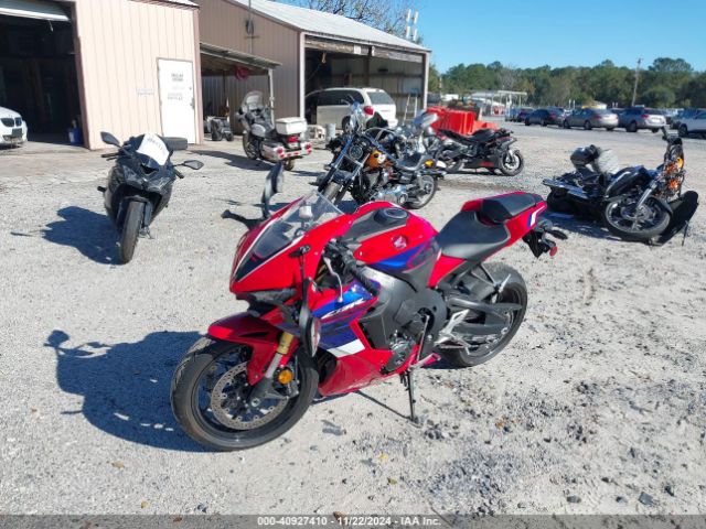 2024 HONDA CBR1000 JH2SC7710RK700147 Photo 1