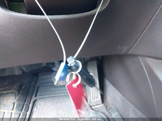 5NMS2CAD7KH093592 Hyundai Santa Fe Se