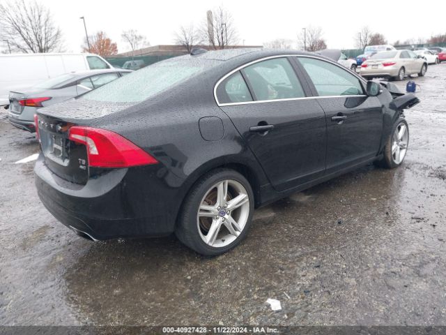 YV1612TK4G2411572 Volvo S60 T5 Premier