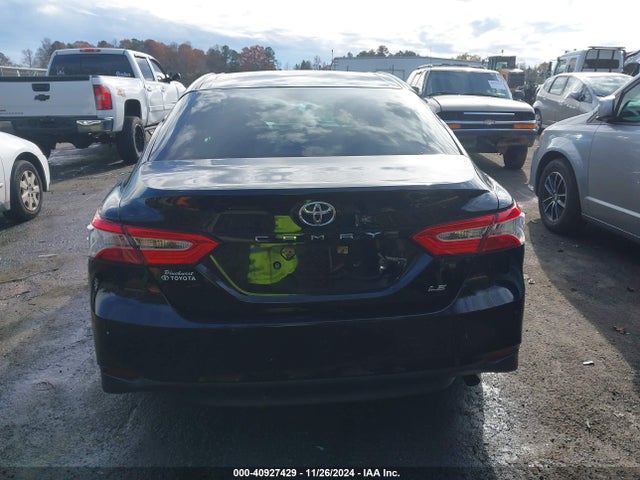 Toyota CAMRY LE 2018 4T1B11HK4JU144092 Image 16