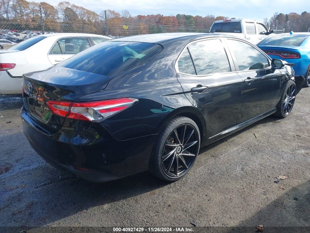 Toyota CAMRY LE 2018 4T1B11HK4JU144092 Image 4