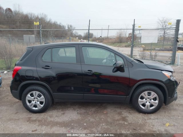 3GNCJKSB7KL175461 Chevrolet TRAX LS