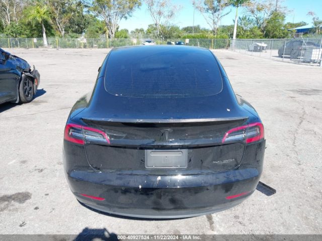 5YJ3E1EC9NF318439 Tesla Model 3 Performance Dual Motor All-wheel Drive