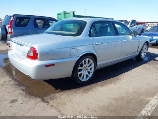 2008 JAGUAR XJ SAJWA79BX8SH29339 Photo 3
