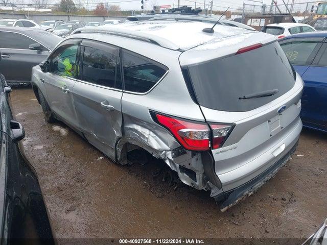 Ford Escape Titanium 2017 1FMCU0JD1HUD37957 Image 3