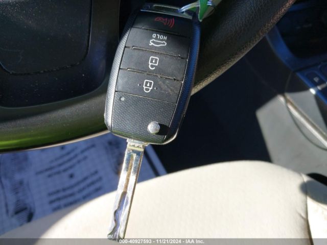 5XXGM4A76FG357115 KIA Optima Lx