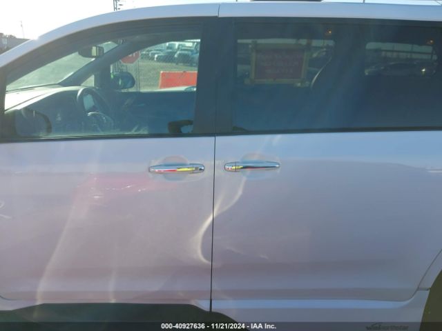 Toyota Sienna Se 8 Passenger 2017 5TDXZ3DC4HS786193 Image 15