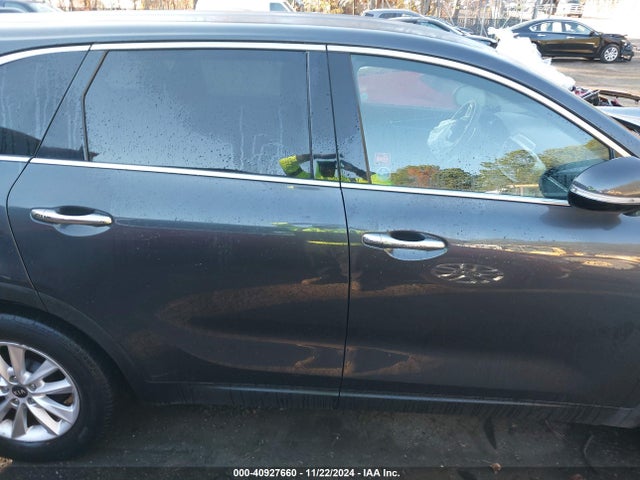 KIA Sorento 3.3l Lx 2019 5XYPG4A51KG490733 Image 13