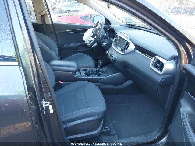 KIA Sorento 3.3l Lx 2019 5XYPG4A51KG490733 Image 5
