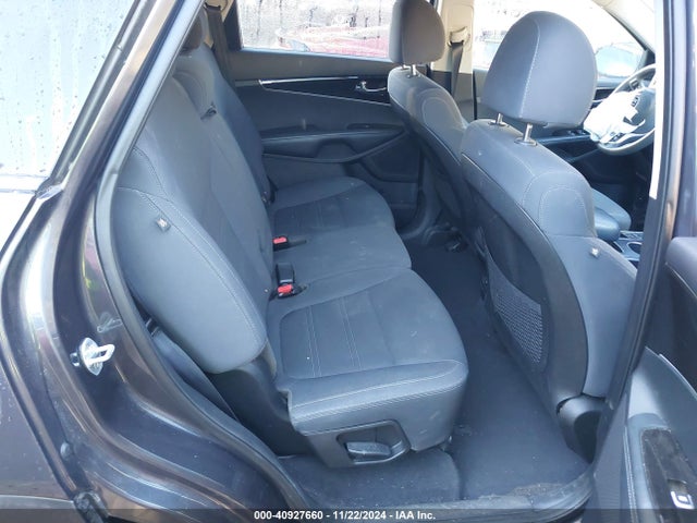 KIA Sorento 3.3l Lx 2019 5XYPG4A51KG490733 Image 8