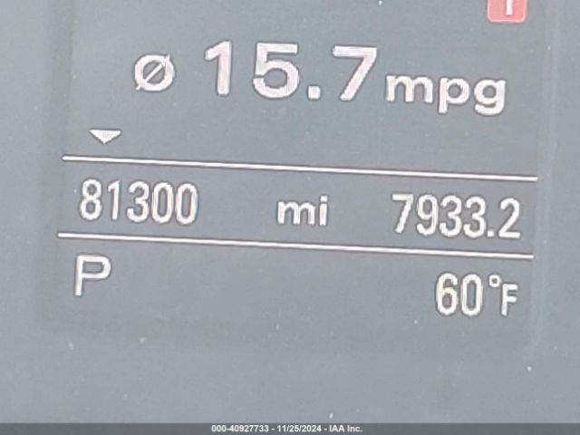 WA1JCCFS7HR010743 Audi Q3 2.0t Premium