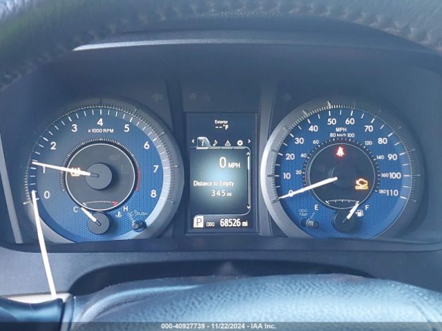 5TDYZ3DC0HS862383 Toyota Sienna Xle 8 Passenger