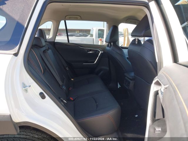 2T3J1RFV7RW471323 Toyota Rav4 Adventure