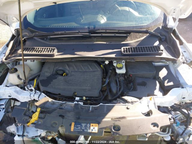 1FMCU0HD2JUC75061 Ford ESCAPE SEL