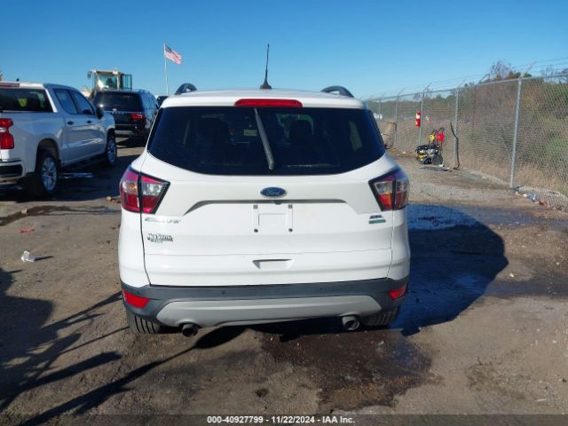 1FMCU0HD2JUC75061 Ford ESCAPE SEL