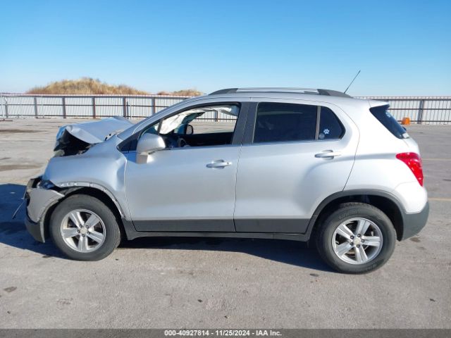 3GNCJPSBXGL260556 Chevrolet Trax Lt
