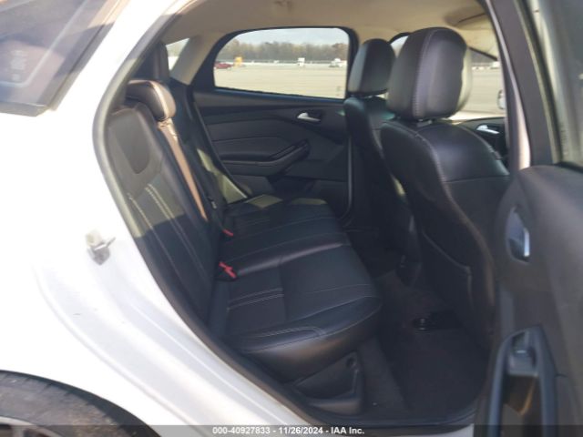 1FADP3F22EL102676 Ford FOCUS SE
