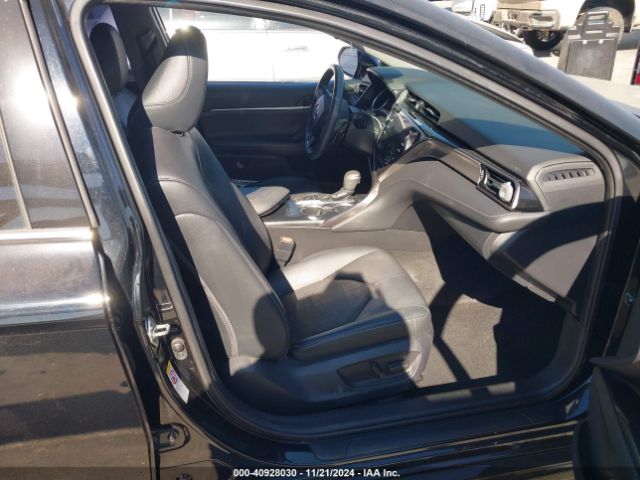 4T1B61HK6KU175167 Toyota CAMRY XSE