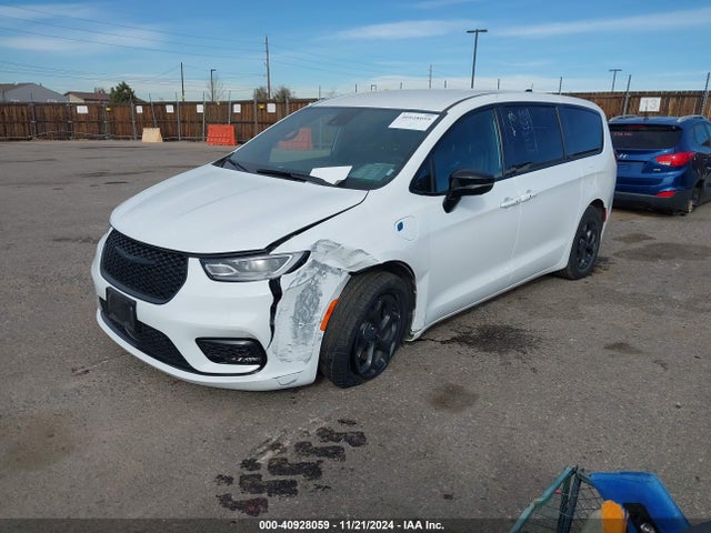 Chrysler Pacifica Hybrid S Appearance Pkg 2024 2C4RC1S78RR112174 Image 2
