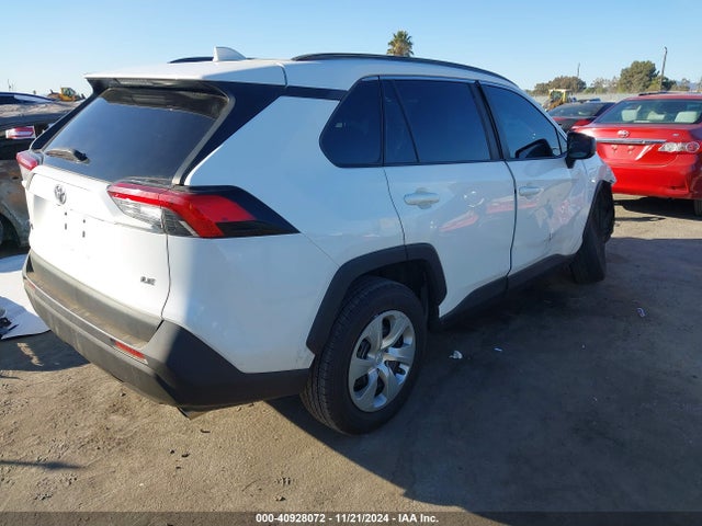 Toyota RAV4 LE 2019 2T3H1RFV1KC006655 Image 4