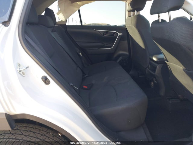 Toyota RAV4 LE 2019 2T3H1RFV1KC006655 Image 8
