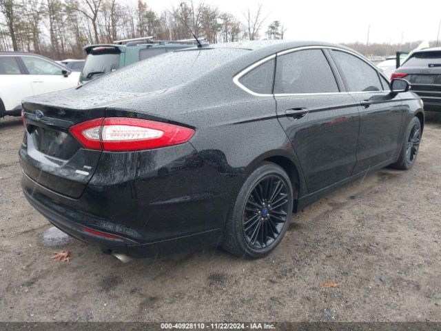 3FA6P0HD9GR190555 Ford FUSION SE