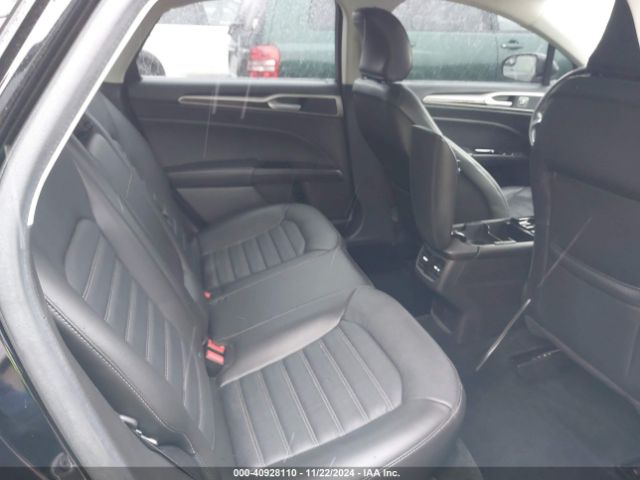 3FA6P0HD9GR190555 Ford FUSION SE