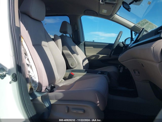 Honda ODYSSEY EX 2018 5FNRL6H59JB045233 Image 5