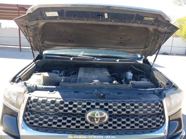 5TFEM5F18JX131046 Toyota Tundra Sr5 4.6l V8