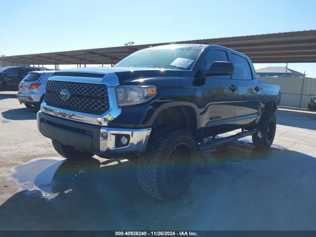 5TFEM5F18JX131046 Toyota Tundra Sr5 4.6l V8
