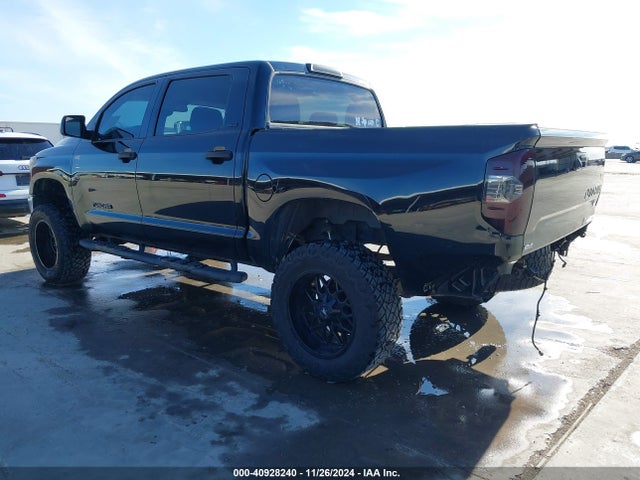 5TFEM5F18JX131046 Toyota Tundra Sr5 4.6l V8
