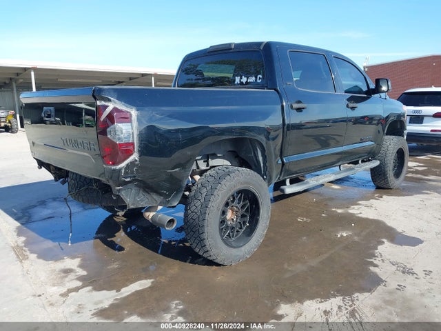 5TFEM5F18JX131046 Toyota Tundra Sr5 4.6l V8
