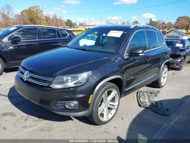 WVGAV7AX5GW047585 Volkswagen Tiguan R-line