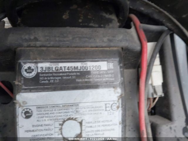 2021 CAN-AM OUTLANDER 3JBLGAT45MJ001200 Photo 9