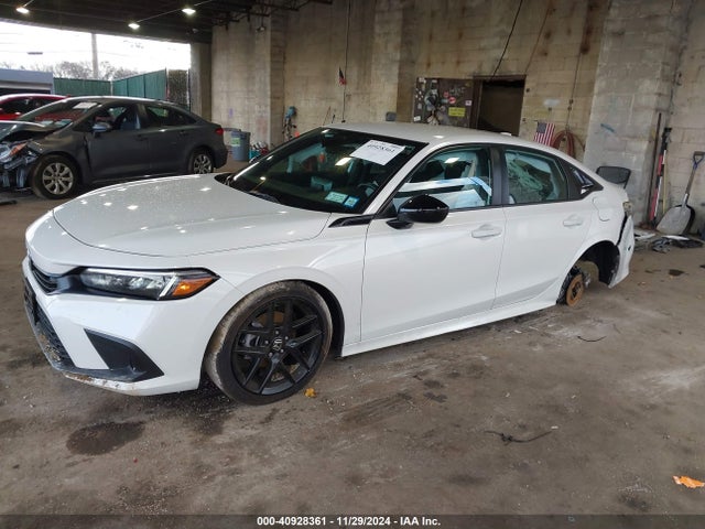 Honda Civic Sport 2024 2HGFE2F50RH575185 Image 2