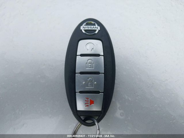 5N1DR2MM1JC644781 Nissan Pathfinder Sv