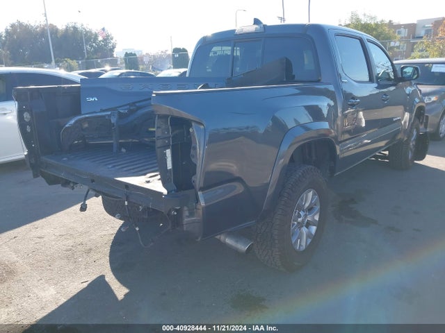 5TFAZ5CN9HX039638 Toyota Tacoma Sr5 V6