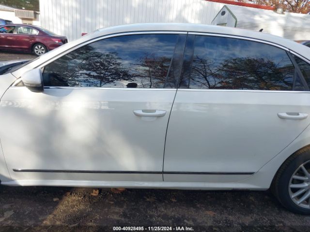1VWAT7A37GC056603 Volkswagen Passat 1.8t S