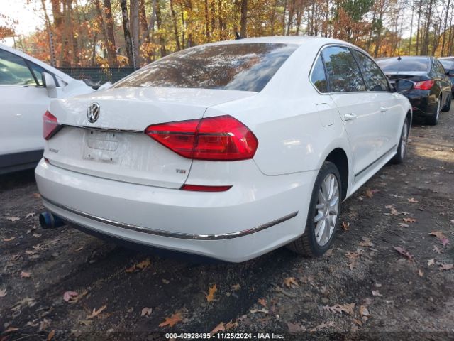 1VWAT7A37GC056603 Volkswagen Passat 1.8t S