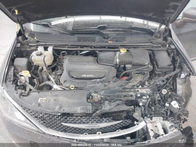 2C4RC1BG9HR614710 Chrysler Pacifica Touring-l